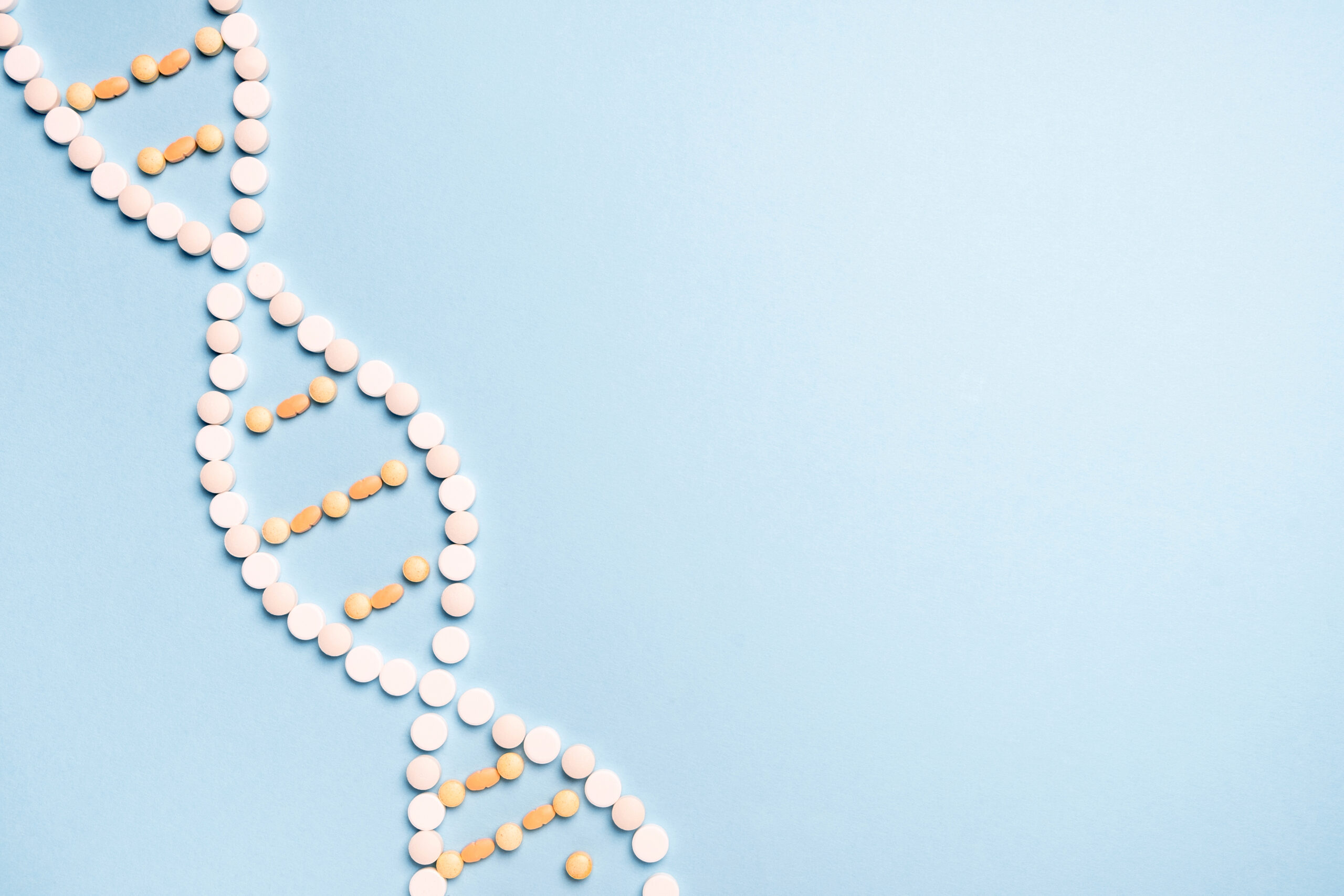 Tabletten in Form einer DNA-Doppelhelix